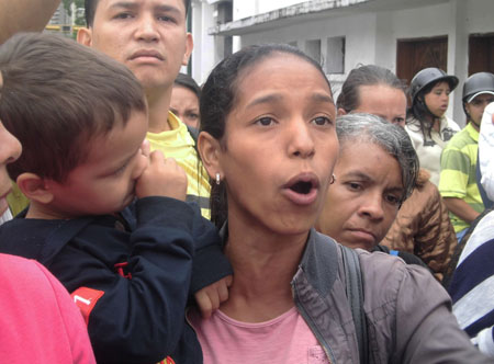 Mendoza: “Nos dieron en la primera entrega dos pastas, dos kilos de arroz, dos de harina y uno de leche. ¿Quién puede vivir con eso 21 días?”