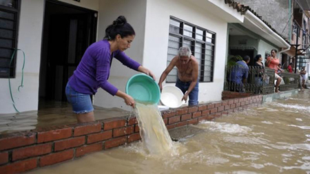 Miles de personas han sido afectadas con las lluvias en el vecino país