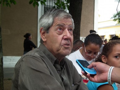 Hernández: “Los medicamentos los tendré que buscar en Marte porque no los encuentro por ningún lado”