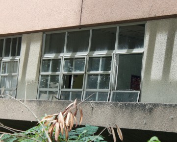 Delincuentes penetran por ventanas y areas externas del Hospital Victorino Santaella aprovechando que funcionarios de poli Guaicaipuro duerme en horas noctunas