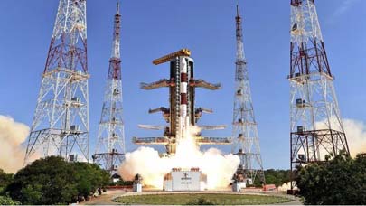 El lanzamiento se llevó a cabo con un vehículo polar PSLV-C34 a las 9.26, hora local (3.56 GMT), desde una plataforma en la base de Sriharikota