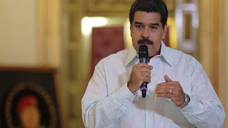 El Presidente estuvo activo ayer a través de su cuenta Facebook.