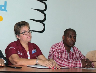 Leyla Yañez, secretario general de ABP y César Inojosa, presidente del partido en Guaicaipuro.