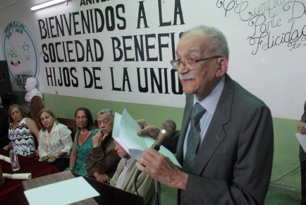 Este domingo realizaron un acto donde entregaron la orden Salvador Mejías