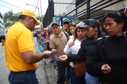 No será negada la compra de productos regulados a personas de otros municipios.