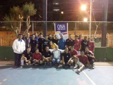 El amistoso contó con la participación del mandatario municipal, Josy Fernández.