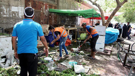 El ataque dejó 20 muertos y 50 uniformados heridos, en la plaza de Aden, en la zona de Al Kazemiya