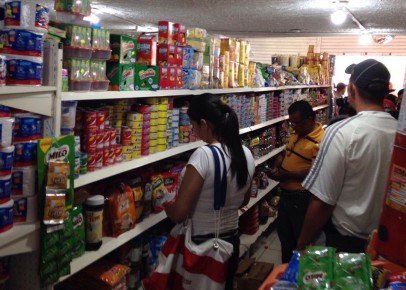 Poder adquisitivo del venezolano sigue “palo abajo”