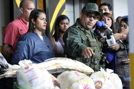 Dentro de las cavas encontraron 19.438 kg de pescado y 37.781 de pollo y gallina