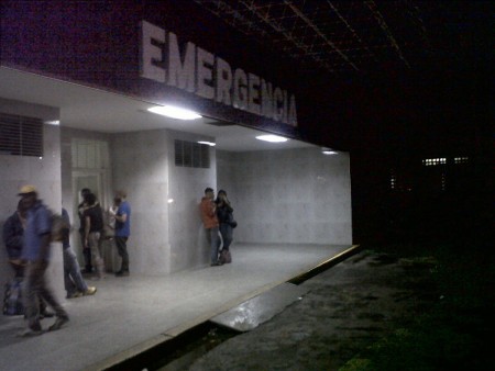 Lo único alumbrado es la emergencia