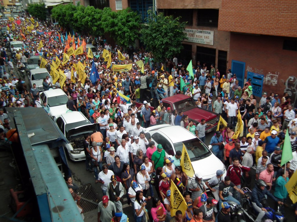 La marcha recorrió las principales avenidas de Los Teques