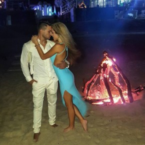  Gustavo Elis confirma noviazgo con Corina Smith 