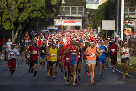 CARRERA DE NAVIDAD "SANTA RUN" EN CARACAS