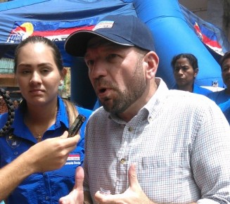 El partido celebra su décimo aniversario acompañando a la gente