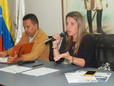 Felicitó a las trabajadoras del Concejo por su labor diaria que permite al cuerpo edilicio funcionar de la mejor manera en pro de una mayor calidad de vida del pueblo carrizaleño