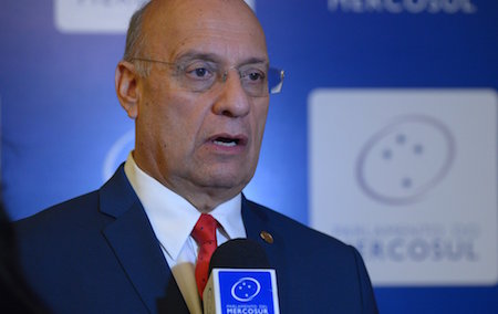 Presidente del Parlamento del MERCOSUR pide a canciller Delcy Rodríguez facilitar el libre desplazamiento de Williams Dávila