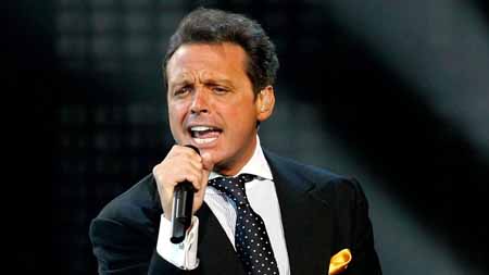  Luis Miguel alcanza acuerdo por demanda en Los Ángeles 