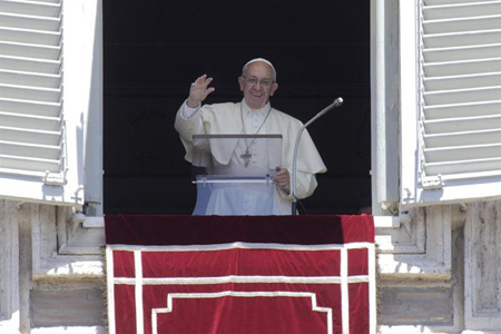 Papa Francisco recordó a víctimas de Manchester y Egipto