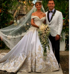 Stefanía Fernández Krupij hizo estallar las redes sociales este sábado luego de postear una imagen en su cuenta de Instagram en la que se presume que ya es oficialmente una mujer casada con el venezolano, Bernardo Asuaje