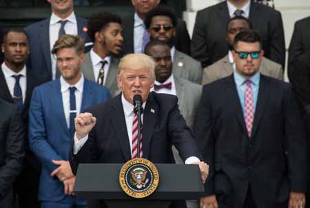 "El presidente, al emitir una orden ejecutiva, excedió el alcance de la autoridad delegada en él por el Congreso”, establece la nueva sentencia contra el decreto de Donald Trump.
