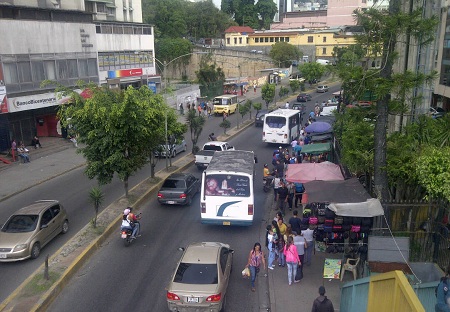 Poco movimiento en Los Teques. Foto: Deisy Peña