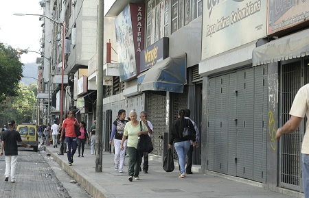 Comercios estuvieron cerrados todo el día en Los Teques. 