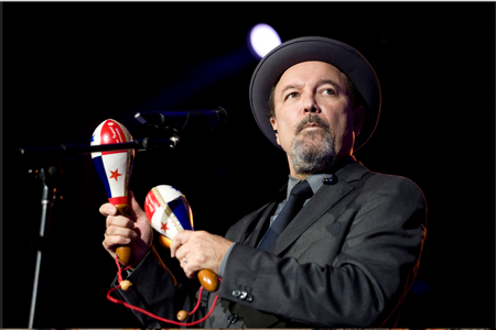 Rubén Blades finiquita definitivamente ese “tumbao que tienen los guapos al caminar” con un “tour” que recala mañana en España y que se presenta como su despedida de la salsa.