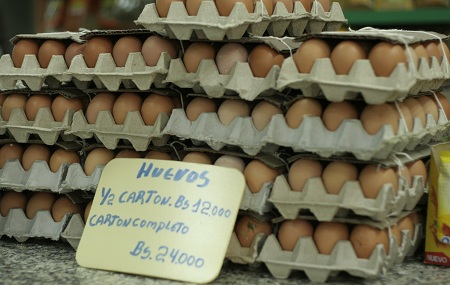 Huevos siguen aumentando cada semana. Foto: Deysi Peña