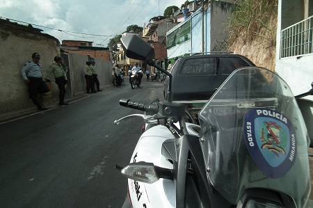 Polimiranda se mantiene activa en estas vacaciones con el operativo Miranda más  segura