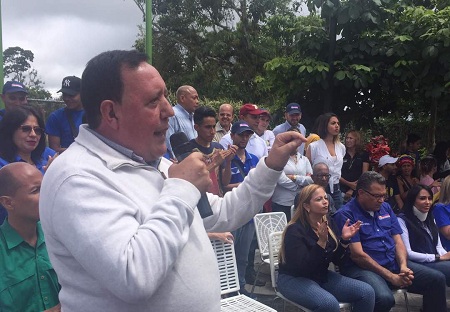 Rodríguez: “También nos deberían explicar cómo le cancelan 60 millones de dólares a una empresa en la que ahora dicen que no confían”.