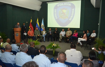 De las diversas reuniones que el jefe de la policía regional sostuvo con los jubilados, surgieron propuestas como la creación de la Reserva Activa Policial